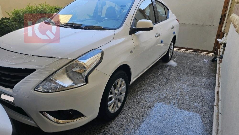 Nissan Sunny